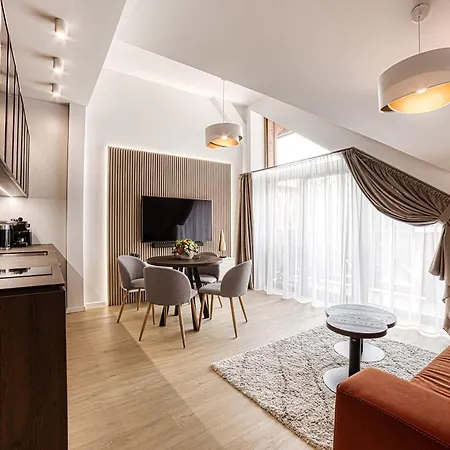 Tiliana Apartment *