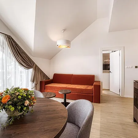 Tiliana * 塔查斯卡-鲁穆尼卡